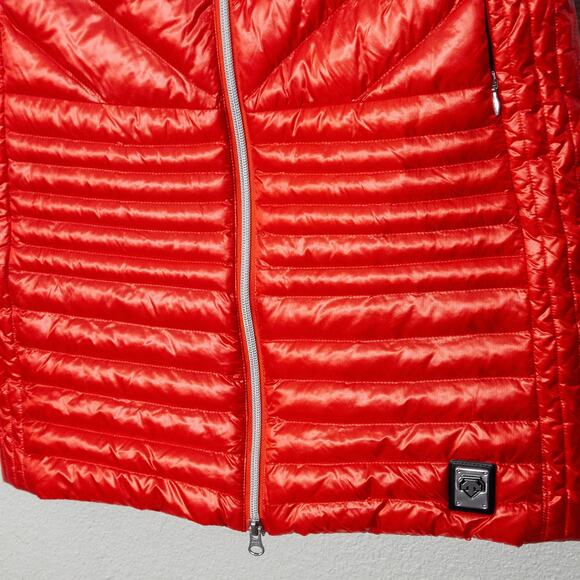 Descente Women’s Puffer Vest Gorpcore Athletic Minimalism Red Hooded Sz 6 NWOT - Picture 6 of 13